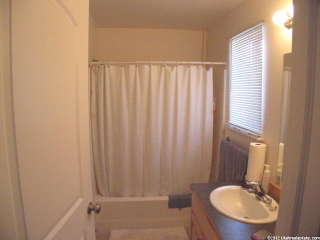 845 Quinn Ct, Ogden, UT 84404 — photo 3
