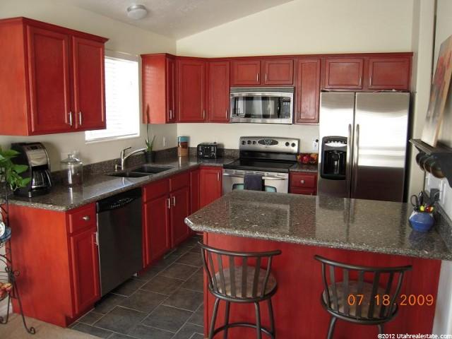 192 W Oaks Dr, Ogden, UT 84404 — photo 3