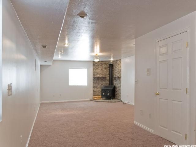 7812 Boulder Dr, Lake Point, UT 84074 — photo 9