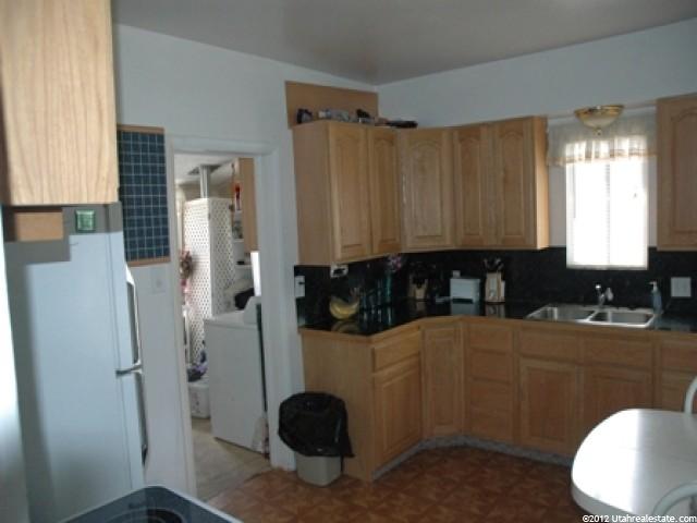 225 S 100 E, Nephi, UT 84648 — photo 4