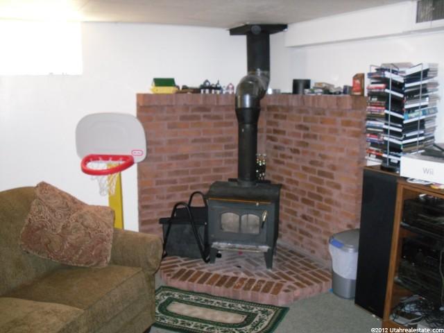 573 E 350 S, Clearfield, UT 84015 — photo 2