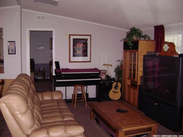 2479 B Ave, Ogden, UT 84401 — photo 2
