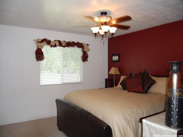 131 E 950 S, Kaysville, UT 84037 — photo 5