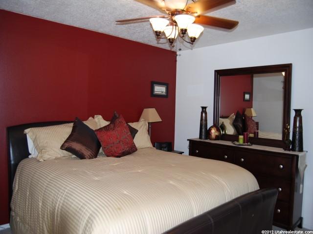 131 E 950 S, Kaysville, UT 84037 — photo 7