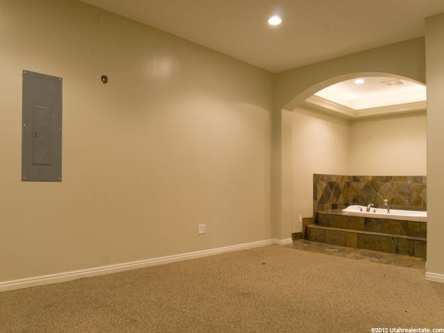 5864 S Harrison Blvd E, Ogden, UT 84403 — photo 10