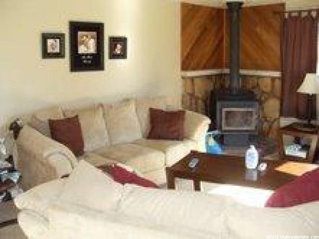 676 Ann St, Clearfield, UT 84015 — photo 3