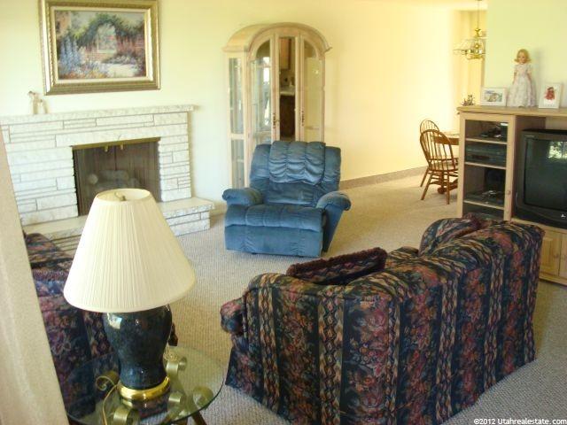 438 E 2150 S, Bountiful, UT 84010 — photo 2