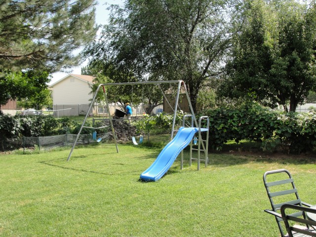 652 W 1580 N, Clinton, UT 84015 — photo 11