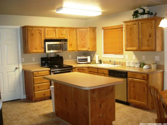 765 S Saint Andrews Dr, Syracuse, UT 84075 — photo 4