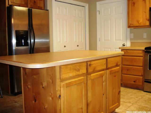 765 S Saint Andrews Dr, Syracuse, UT 84075 — photo 6