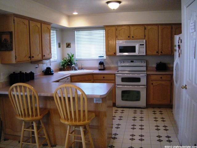 13232 S 2420 W, Riverton, UT 84065 — photo 3