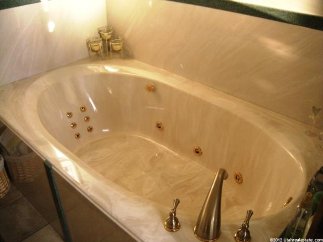 13232 S 2420 W, Riverton, UT 84065 — photo 8