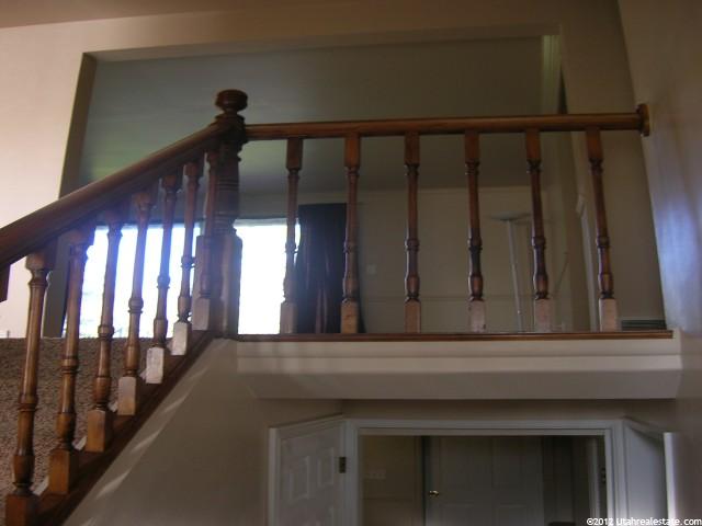 554 N Colonial St E, Layton, UT 84041 — photo 3