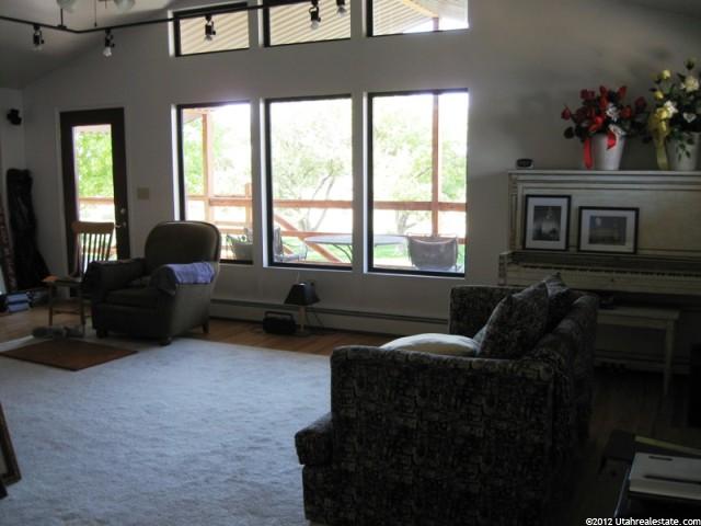 151 E Durfee St, Grantsville, UT 84029 — photo 3