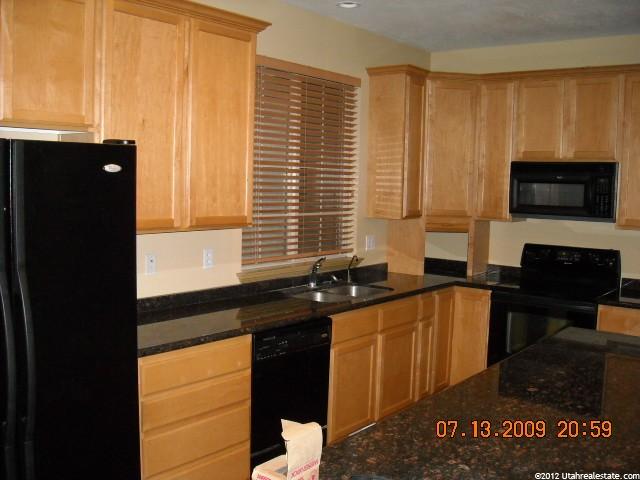 2246 S 200 E, Kaysville, UT 84037 — photo 3