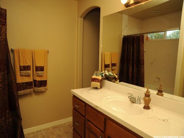 4070 S 2725 W, Roy, UT 84067 — photo 5