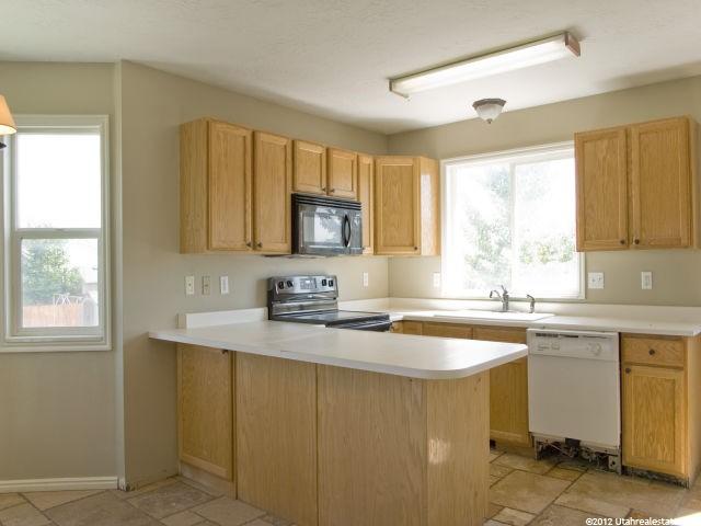 1338 N 2575 W, Layton, UT 84041 — photo 4
