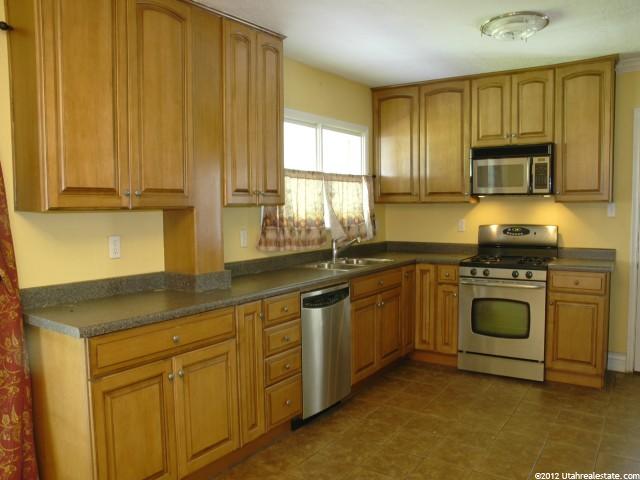 4087 S 1300 E, Holladay, UT 84124 — photo 3