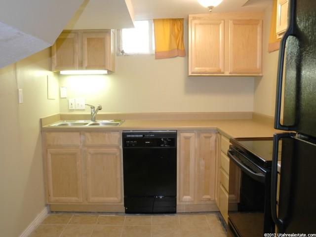 4087 S 1300 E, Holladay, UT 84124 — photo 9