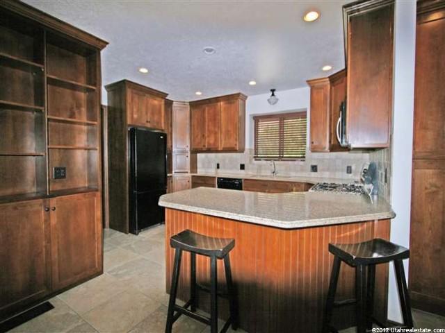 67 N Cherry Dr, Providence, UT 84332 — photo 2