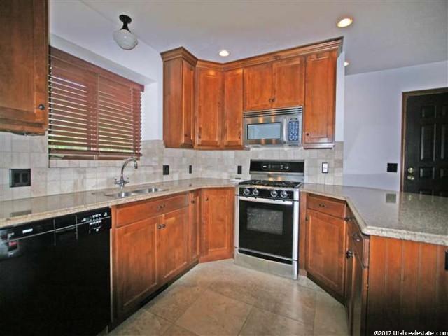 67 N Cherry Dr, Providence, UT 84332 — photo 3