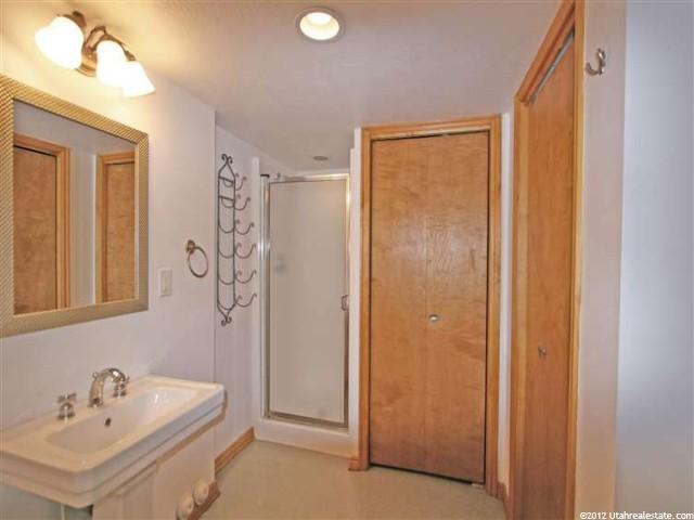 67 N Cherry Dr, Providence, UT 84332 — photo 9