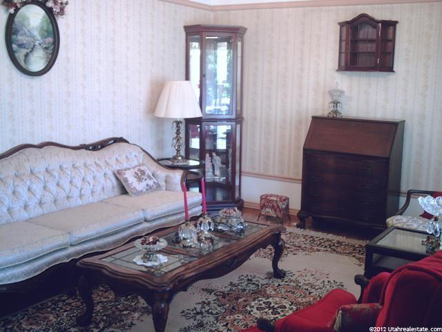 267 Larkin Ln, Kaysville, UT 84037 — photo 2