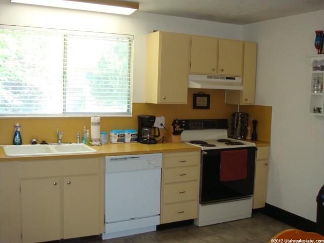 150 E 700 S, Farmington, UT 84025 — photo 5