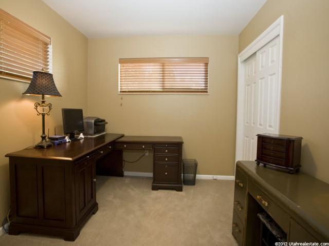402 E Montgomery Dr S, Sandy, UT 84070 — photo 2