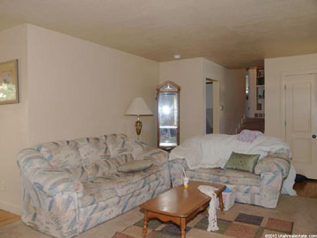 9215 S 300 E, Sandy, UT 84070 — photo 4