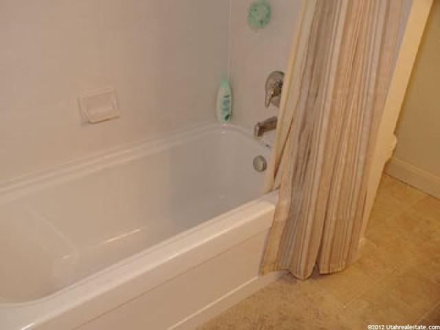 9215 S 300 E, Sandy, UT 84070 — photo 9