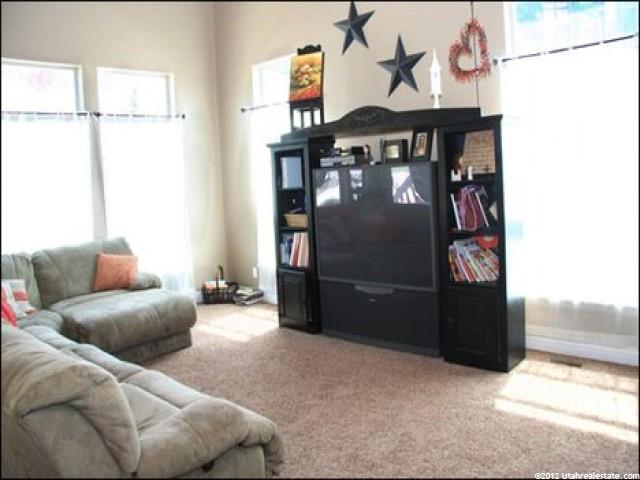 851 S 300 E, Farmington, UT 84025 — photo 6