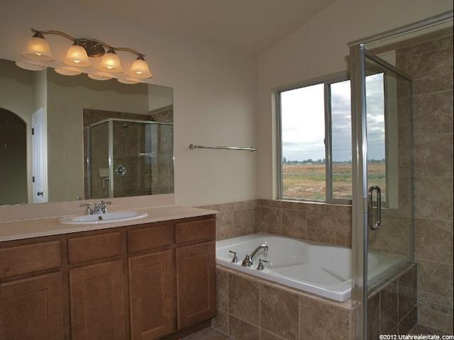 3539 Eurasian Crane Rd, Clinton, UT 84015 — photo 7