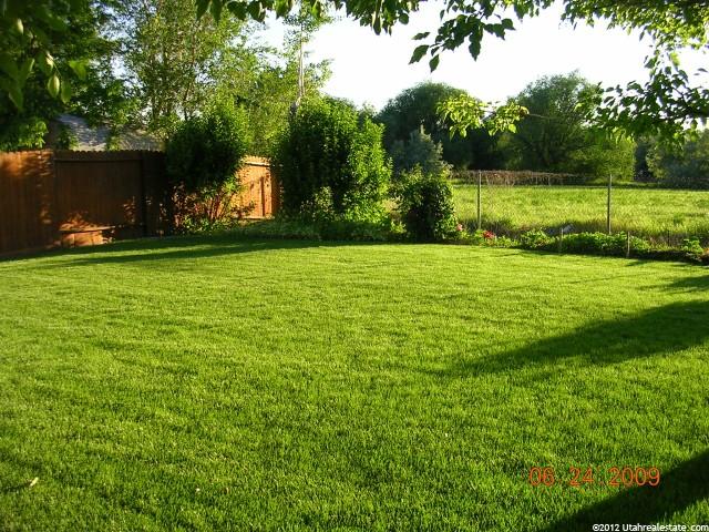 4941 S 3000 W, Roy, UT 84067 — photo 10