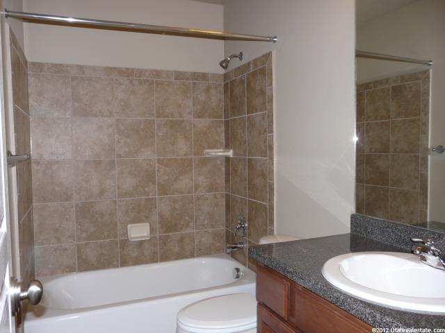 46 N 205 W, Centerville, UT 84014 — photo 9