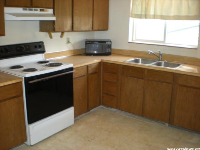 230 E Center St #3, Ephraim, UT 84627 — photo 4