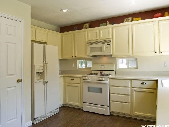 384 E 1450 N, Layton, UT 84041 — photo 7