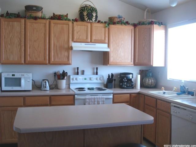 2973 W 2025 S, Syracuse, UT 84075 — photo 2