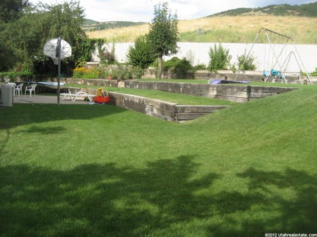 273 S 1375 St E, Bountiful, UT 84010 — photo 3