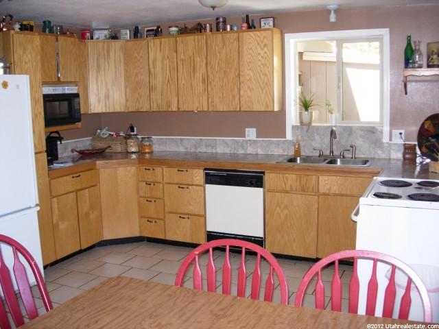 1450 E Canyon Dr, South Weber, UT 84015 — photo 2