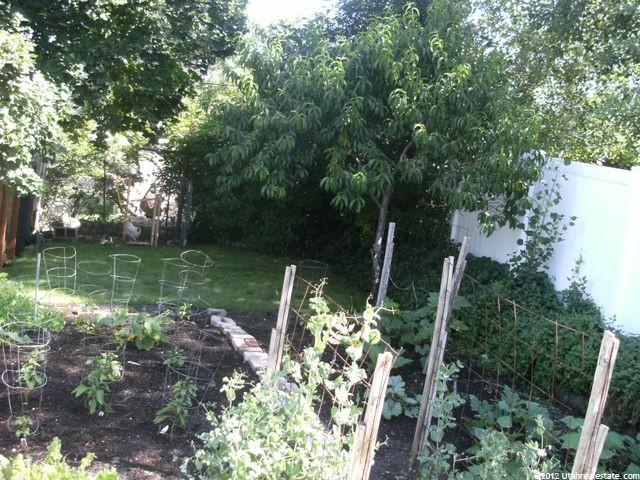 678 W 3600 S, Bountiful, UT 84010 — photo 8