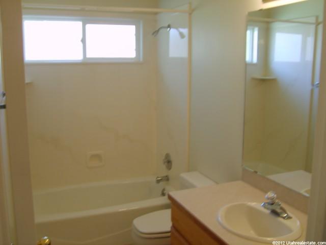 542 E 2400 N, North Ogden, UT 84414 — photo 5