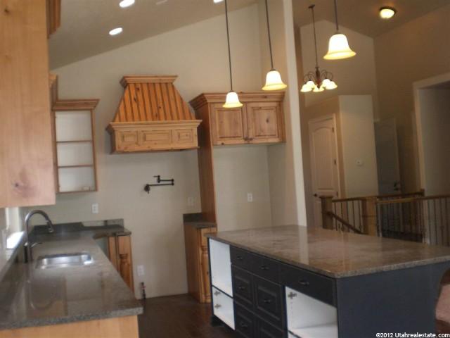7513 S 520 E, Midvale, UT 84047 — photo 6