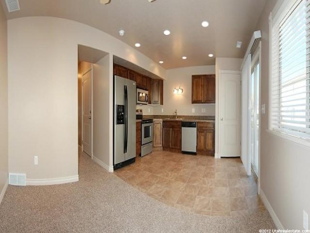1076 E 16th St, Ogden, UT 84404 — photo 3