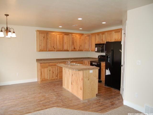5 Arnold Dr, Layton, UT 84041 — photo 4