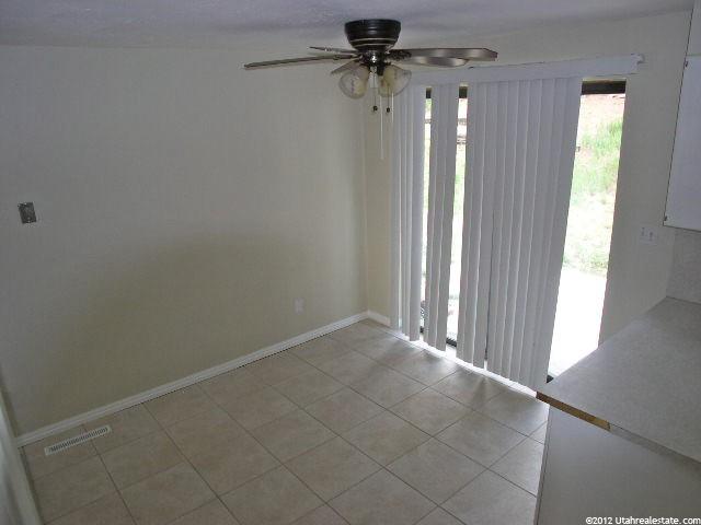 1016 Maxfield Dr, Ogden, UT 84404 — photo 3