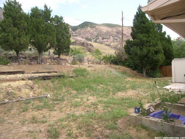 1016 Maxfield Dr, Ogden, UT 84404 — photo 7