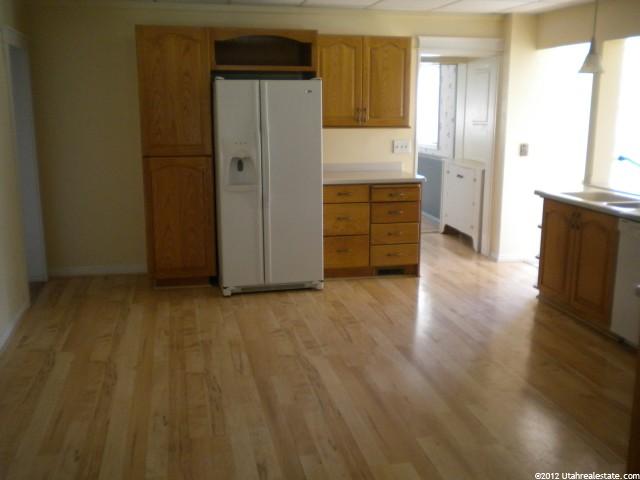 398 S 7600 E, Huntsville, UT 84317 — photo 4