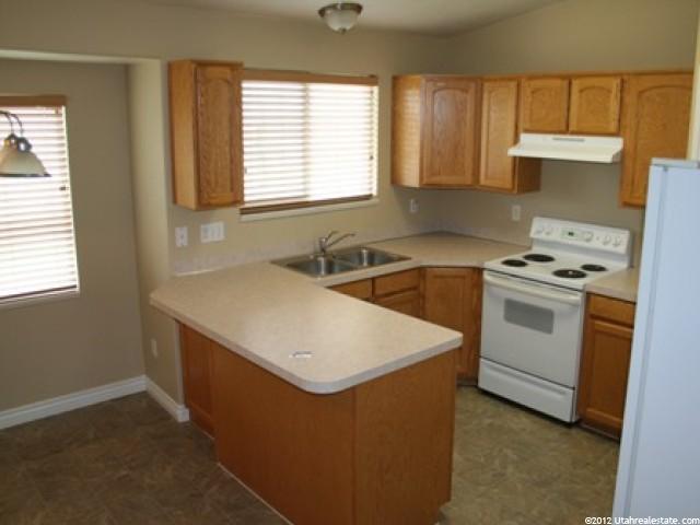 776 N 625 W, Clearfield, UT 84015 — photo 4
