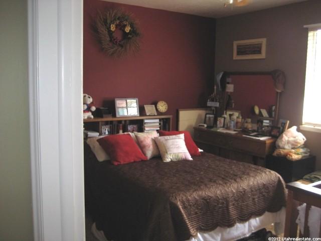 5586 S 2800 W, Roy, UT 84067 — photo 5